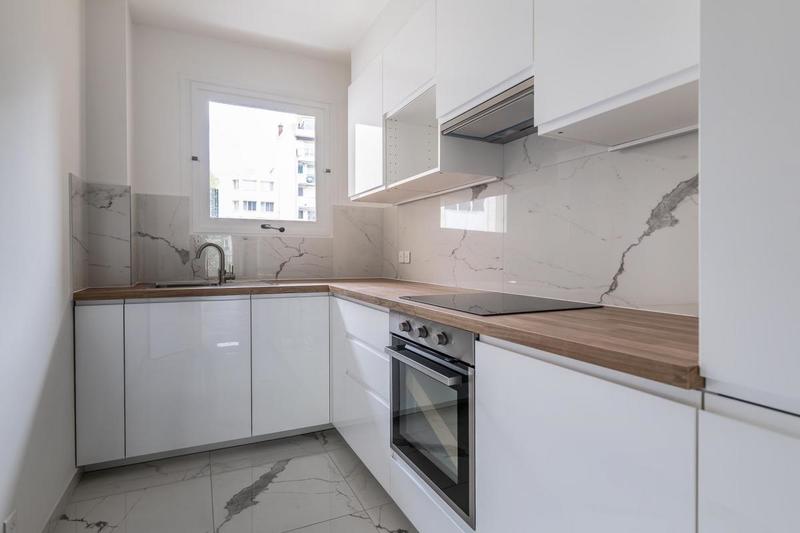 Appartement - 103 m² - 5 pièces