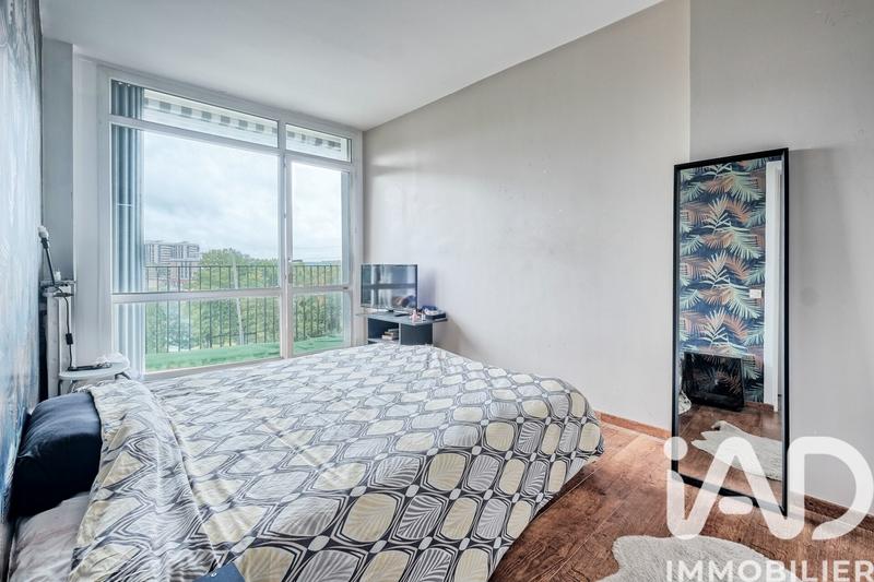 Appartement - 84 m² - 5 pièces