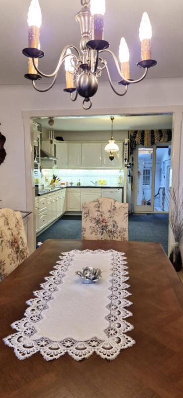 Maison - 210 m² - 7 pièces