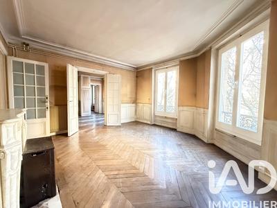 Appartement - 85 m² - 4 pièces