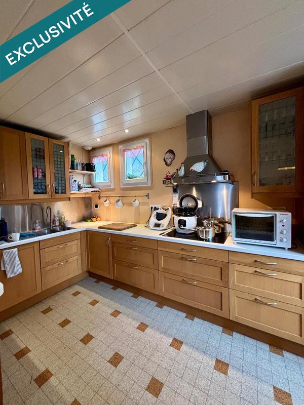 Maison - 150 m² - 9 pièces