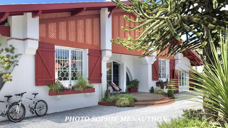 Maison - 200 m² - 8 pièces