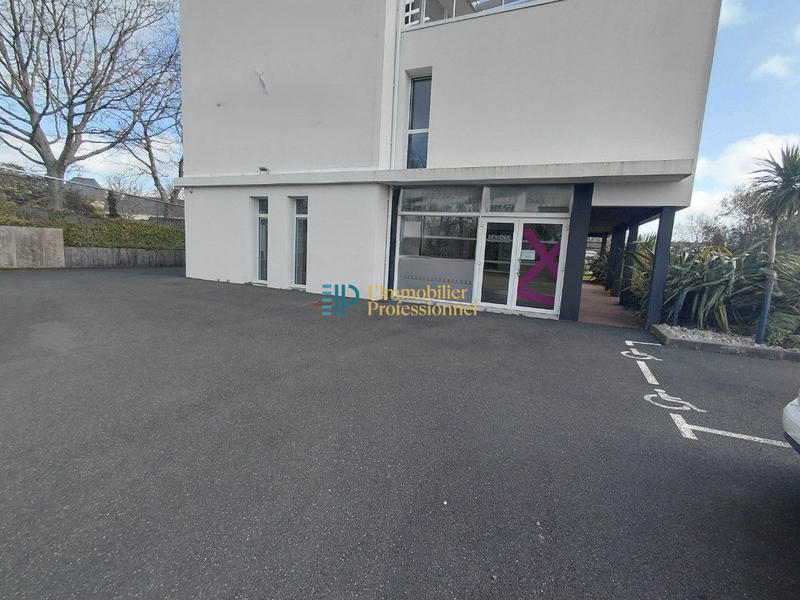 Bureau - 75 m² - 4 pièces