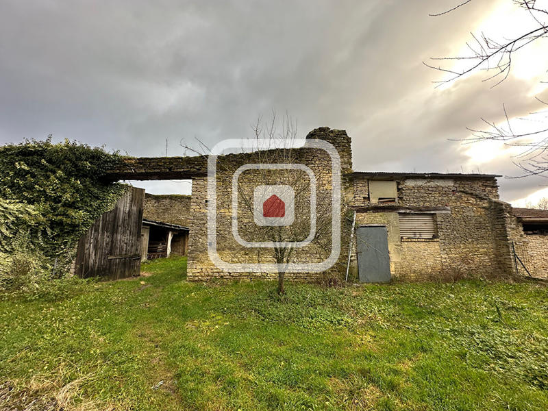 Maison - 202 m² - 6 pièces