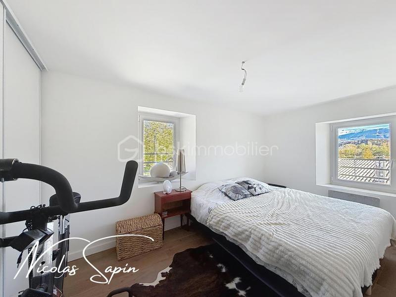 Appartement - 75 m² - 3 pièces