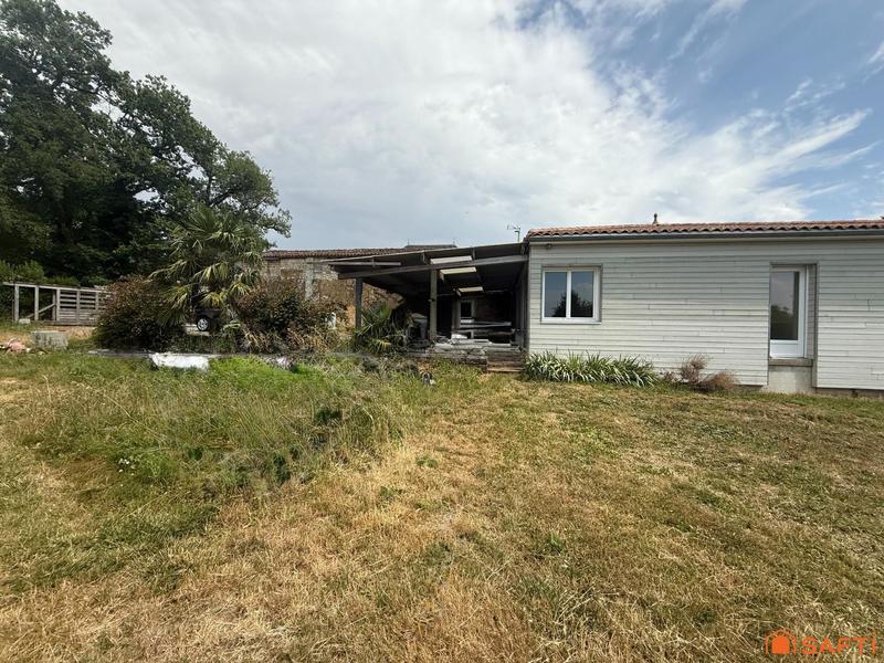 Maison - 205 m² - 5 pièces