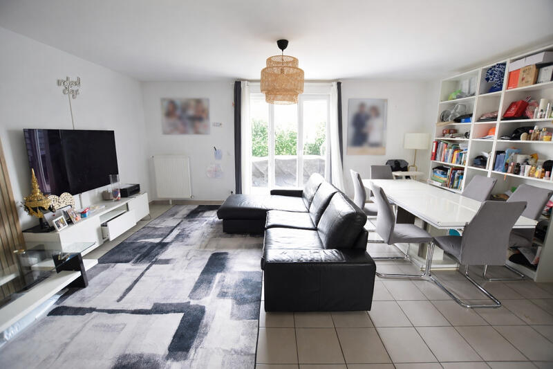 Maison - 84 m² - 5 pièces