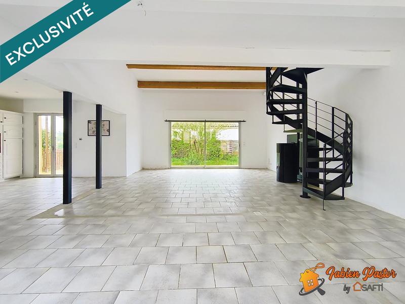 Maison - 140 m² - 5 pièces
