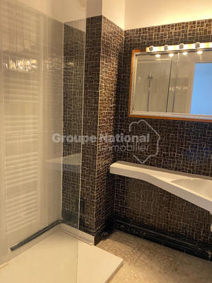 Appartement - 160 m² - 4 pièces