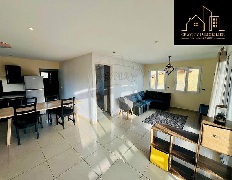 Appartement - 75 m² - 4 pièces