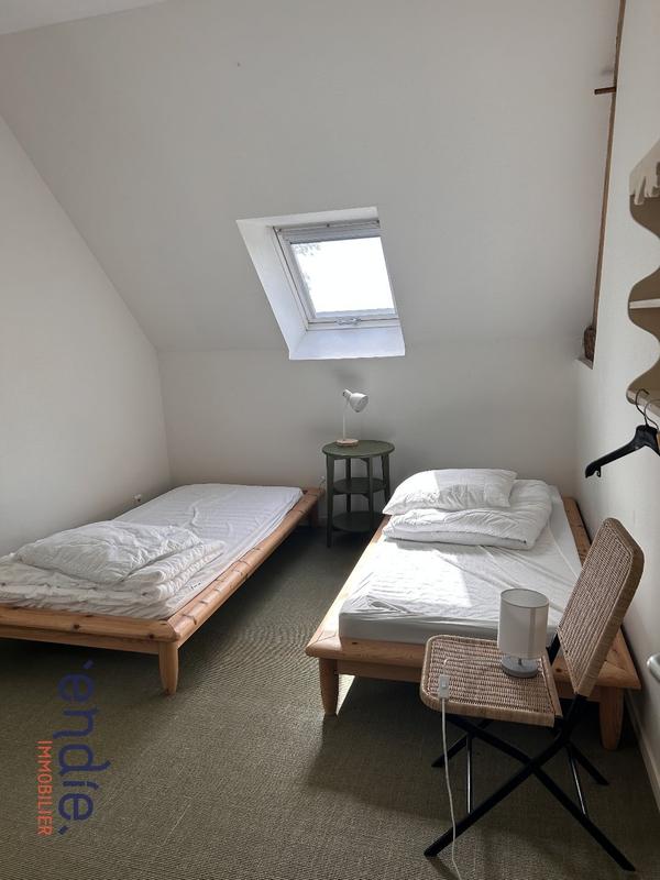 Maison - 190 m² - 8 pièces