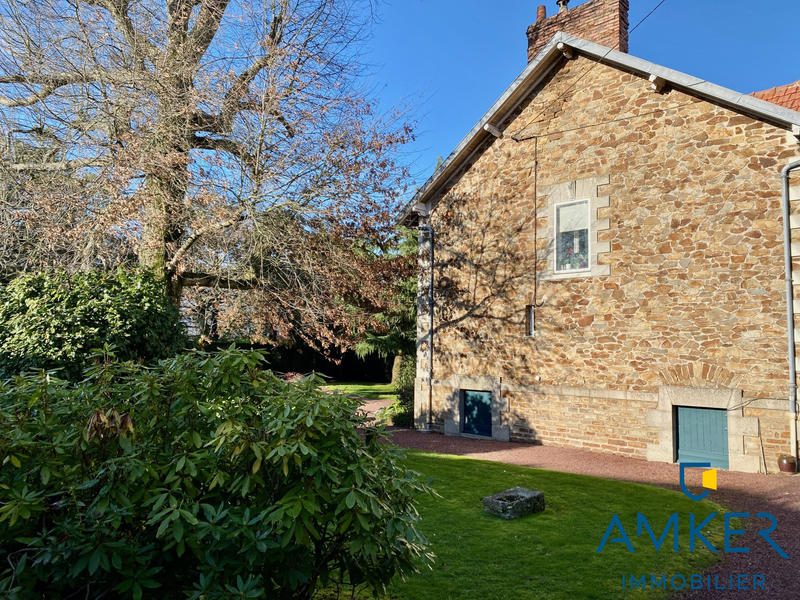 Maison ancienne - 210 m² - 6 pièces