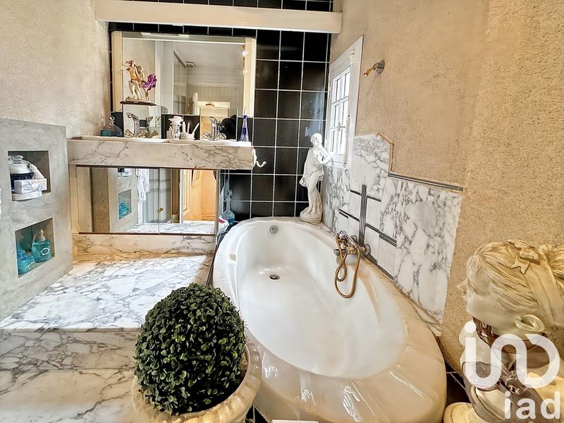 Maison de ville - 170 m² - 8 pièces