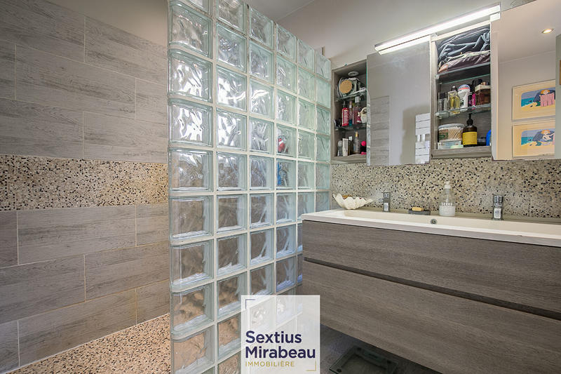 Maison - 111 m² - 5 pièces