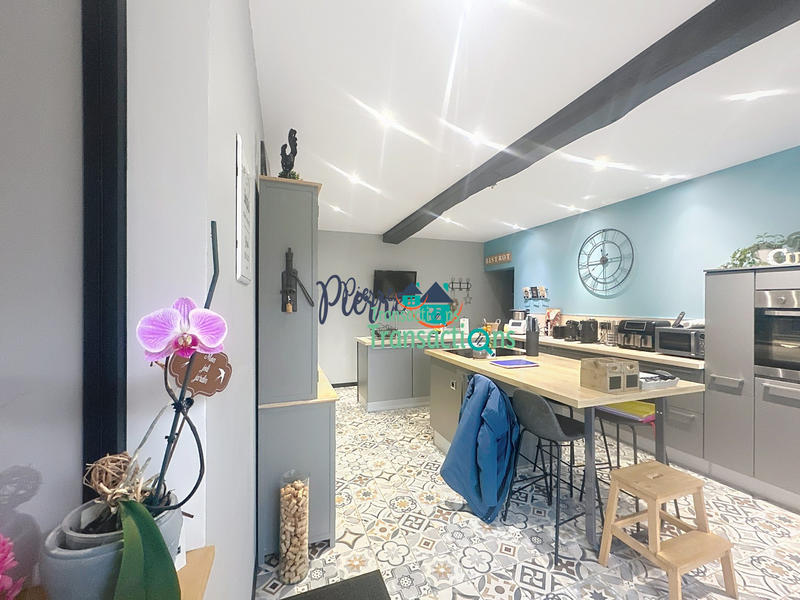 Maison - 191 m² - 6 pièces