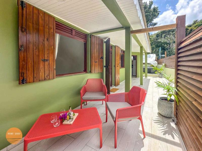 Maison - 90 m² - 3 pièces