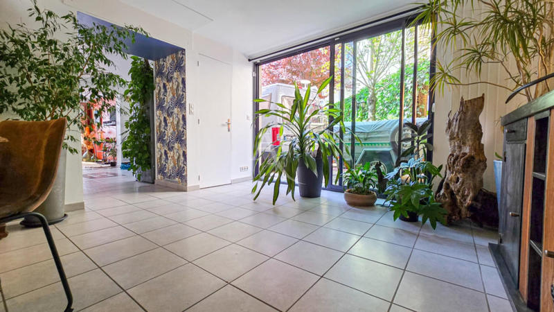 Maison - 165 m² - 10 pièces