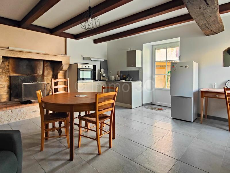 Maison en pierre - 190 m² - 8 pièces