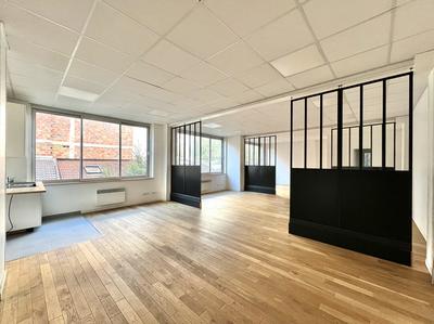 Bureau - 75 m²