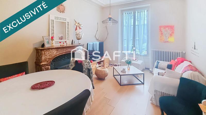 Maison - 205 m² - 7 pièces