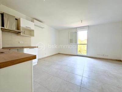 Appartement - 57 m² - 3 pièces