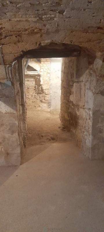 Maison - 205 m² - 7 pièces