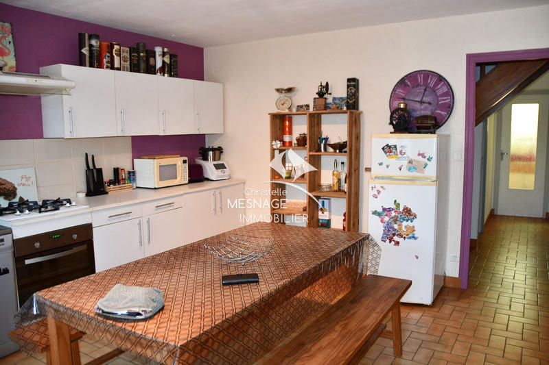 Maison en pierre - 187 m² - 6 pièces