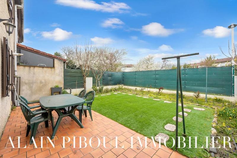 Maison traditionnelle - 90 m² - 5 pièces