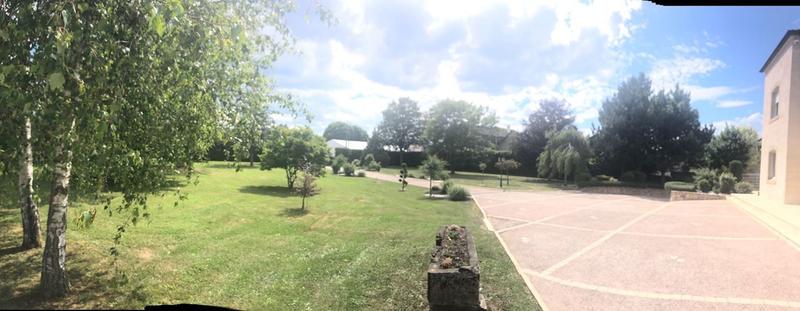 Maison traditionnelle - 180 m² - 8 pièces