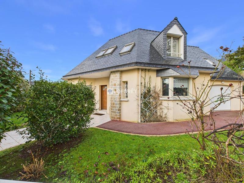 Maison - 167 m² - 5 pièces