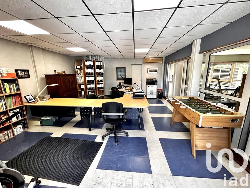 Maison - 250 m² - 10 pièces