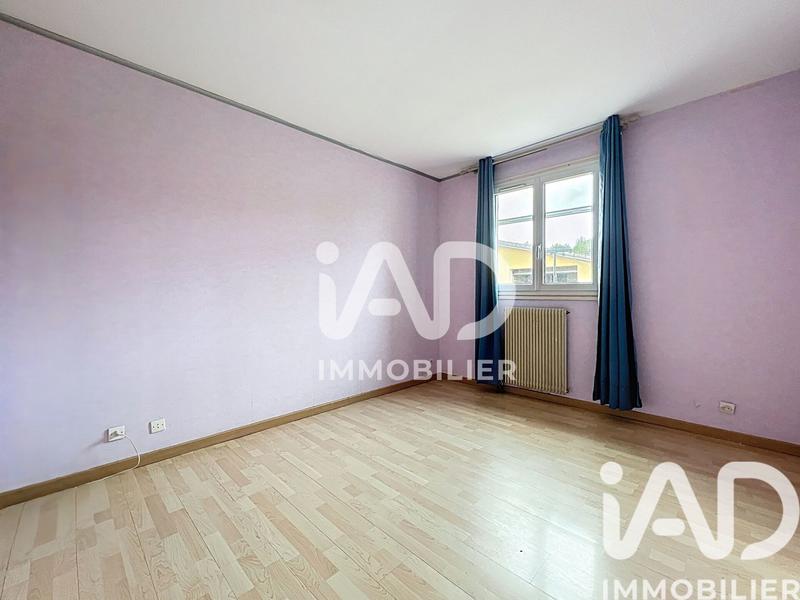 Maison - 92 m² - 5 pièces