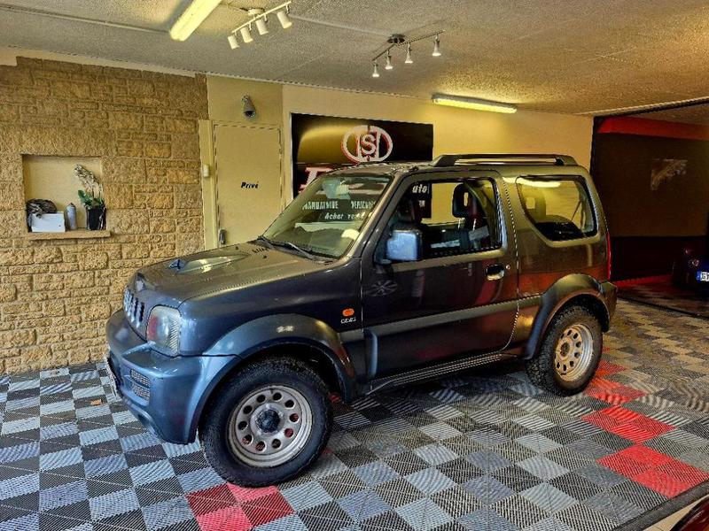 Suzuki Jimny 1.5l Ddis Attelage Dist. Emb. Neuf
