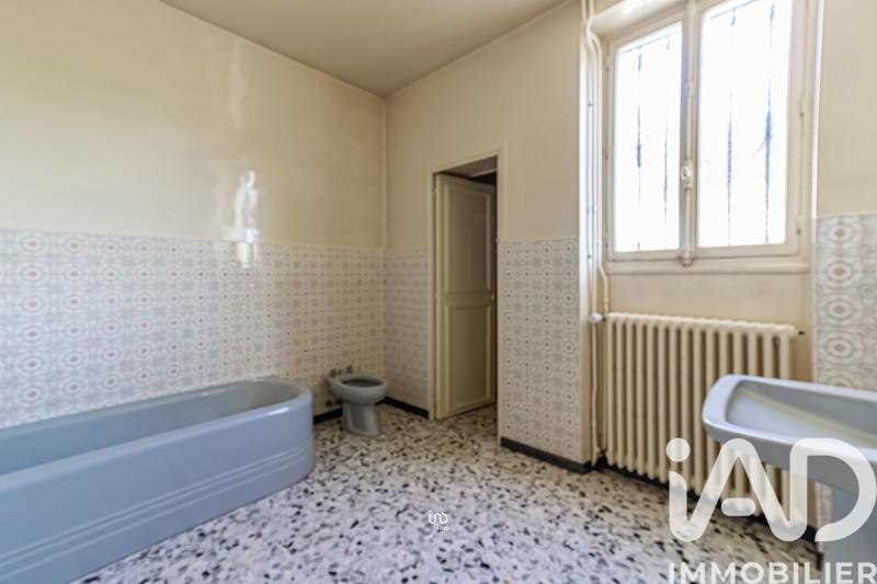 Maison - 350 m² - 7 pièces