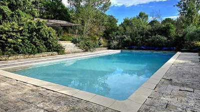 Maison - 445 m² - 15 pièces