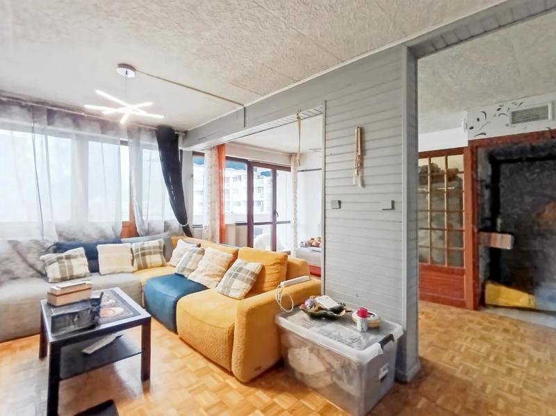 Appartement - 92 m² - 4 pièces