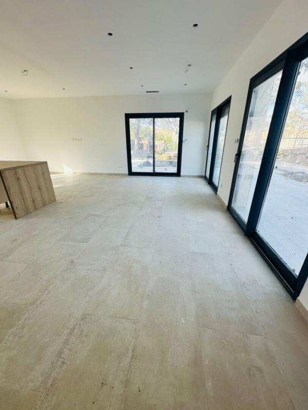 Maison - 117 m² - 6 pièces