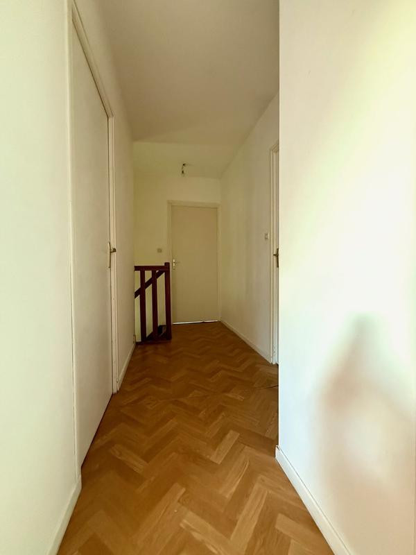 Villa - 96 m² - 5 pièces