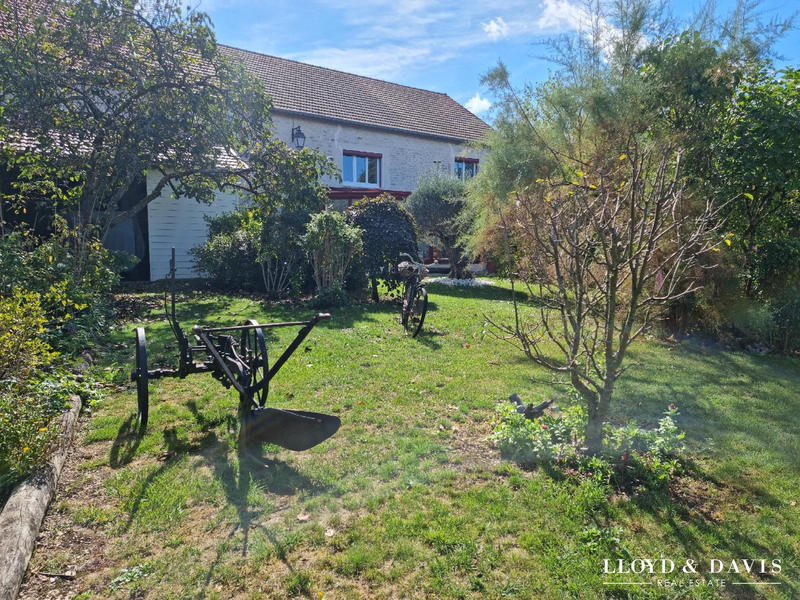 Maison - 272 m² - 8 pièces