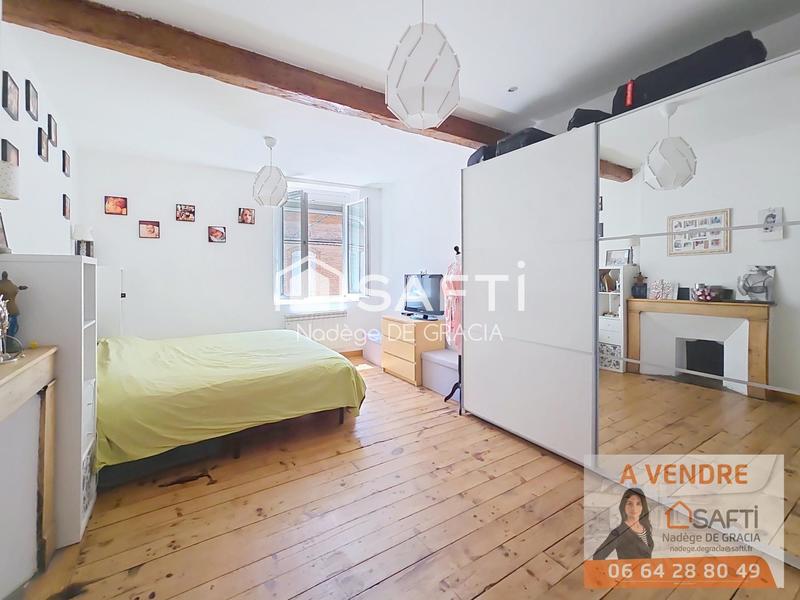 Maison - 180 m² - 6 pièces