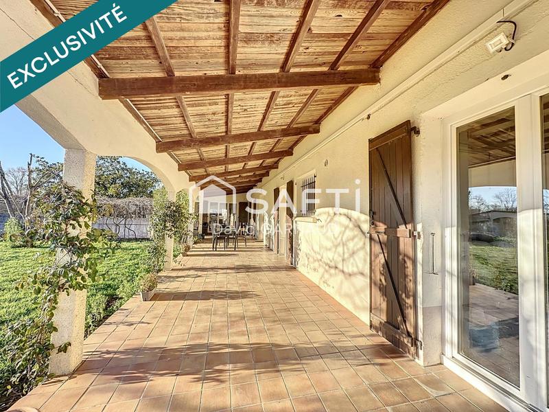 Propriété - 310 m² - 10 pièces