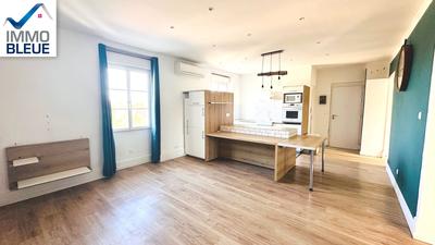 Appartement - 70 m² - 4 pièces