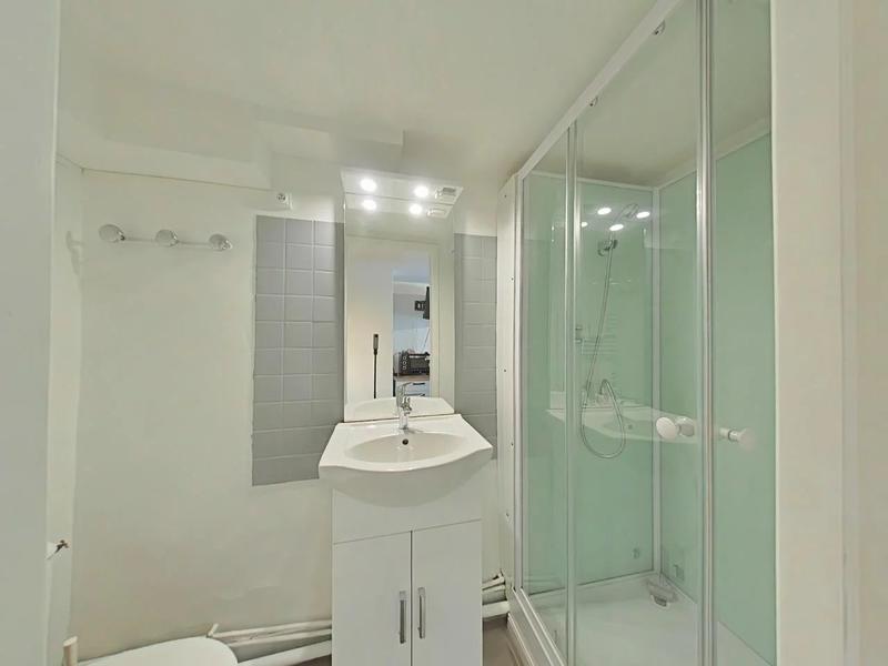 Immeuble - 240 m² - 12 pièces