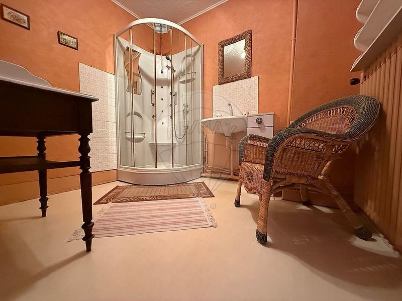 Maison de ville - 239 m² - 10 pièces