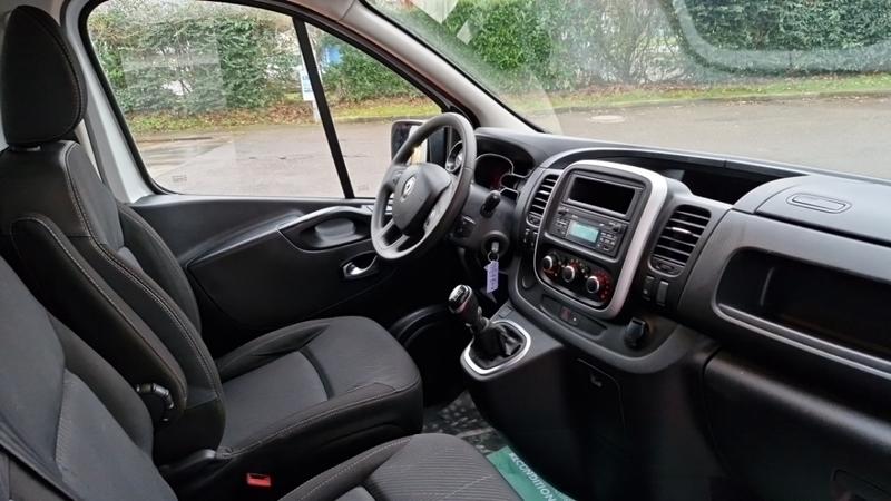 Renault Trafic Fourgon l1h1 1000 kg dci 95 e6 grand confort