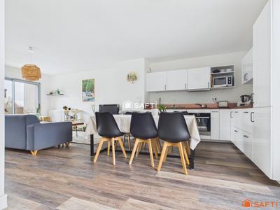 Appartement - 85 m² - 4 pièces