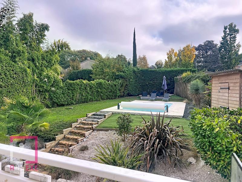 Maison - 118 m² - 6 pièces