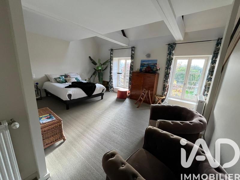 Maison de maîtres - 350 m² - 7 pièces