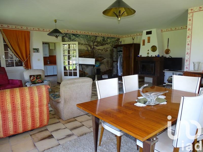 Maison - 200 m² - 8 pièces