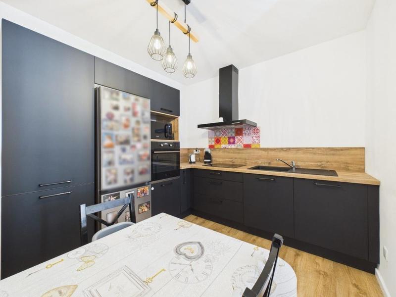 Appartement - 83 m² - 3 pièces